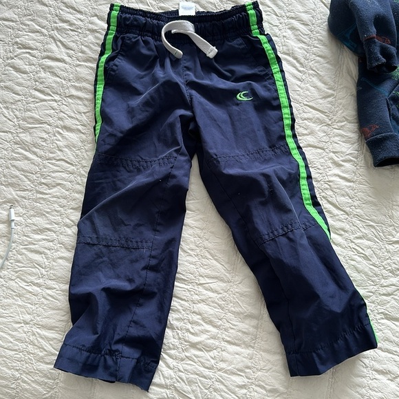 2T Baby boy toddler blue and green dinosaur pants hoodie, and long sleeve Tee - Picture 4 of 13